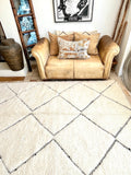Moroccan BENI OUARAIN rug BO201 - 254 x 154 cm/ 8.3 x 5 FT
