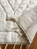 Moroccan BENI OUARAIN rug BO204 - 250 x 165 cm/ 8.2 x 5.4 FT