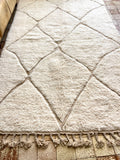 Moroccan BENI OUARAIN rug BO193 - 252 x 158 cm/ 8.2 x 5.2 FT