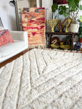 Moroccan BENI OUARAIN rug BO204 - 250 x 165 cm/ 8.2 x 5.4 FT