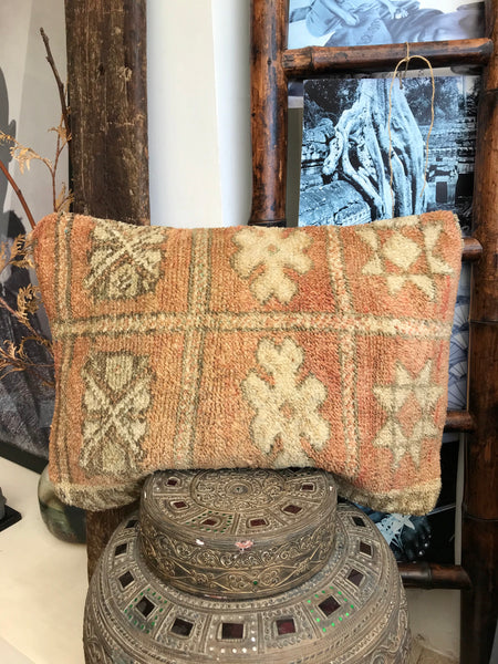 Vintage Moroccan Beni Mguild cushion