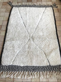 Moroccan BENI OUARAIN rug BO163 - 178 x 122 cm/ 5.8 x 4 FT