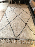 Moroccan BENI OUARAIN rug BO177 - 245 x 158 cm/ 8 x 5.2 FT