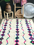 Moroccan AZILAL rug AZ221 -235 x 145 cm / 7.7' x 4.7'