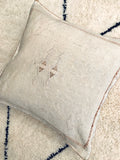 Cactus silk cushion Beige/grey