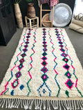 Moroccan AZILAL rug AZ221 -235 x 145 cm / 7.7' x 4.7'