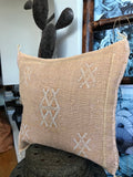 Cactus silk cushion Faded caramel