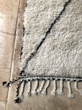 Moroccan BENI OUARAIN rug BO177 - 245 x 158 cm/ 8 x 5.2 FT