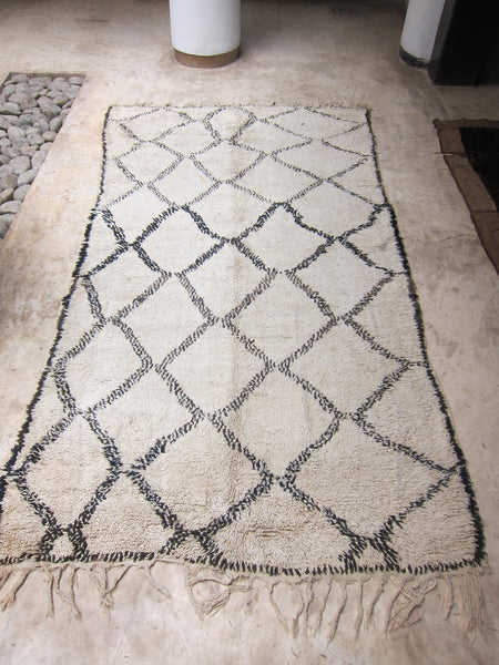 Vintage Moroccan rug - Azilal **SOLD OUT**