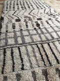Moroccan AZILAL rug AZ211 - 246 x 118 cm / 8' x 3'9"