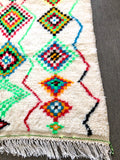 Moroccan AZILAL rug AZ223 -247 x 150 cm / 8.1' x 4.9'